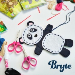 Jungle Animals Sewing Kit for Kids: Includes 5 Pre-Cut Felt Animals Needles Thread & Instructions DIY Arts & Crafts Girls & B...