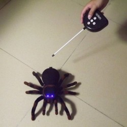 Tipmant Large Size 4CH RC Spider Tarantula High Simulation Remote Control Animal Vehicle Car Electric Kids Toys $76.20 Gags &...