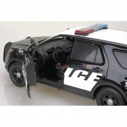 2015 Interceptor Police Car Black/White 1/24 by Motormax 76954 $61.28 Kids' Play Cars & Race Cars