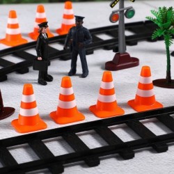 14pcs Miniature Traffic Cones Traffic Signs Mini Traffic Signs Roadblock Cone Pretend Play Toys for Sand Table Engineering Co...